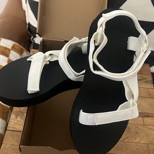 Teva Platform Universal Sandal